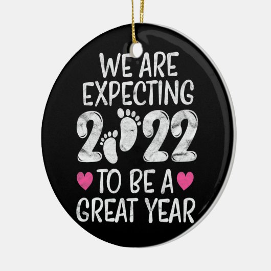 Zwangerschap Aankondiging 2022 Mam Papa om Baby te Keramisch Ornament (Links)