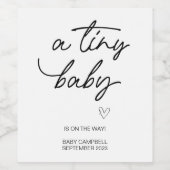 Zwangerschap Baby Aankondiging Tiny Baby Moeder om Wijn Etiket (Enkel label)