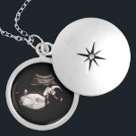 Zwangerschap Baby Ultrasound komt binnenkort Ketti Locket Ketting<br><div class="desc">Zwangerschap Baby Ultrasound Coming Soon Ketting Kan volledig worden aangepast aan uw behoeften. © Gorjo Design. Gemaakt voor u via het Zazzle platform. // Opmerking: de gebruikte foto is alleen een afbeelding voor plaatsaanduidingen. U moet deze vervangen door uw eigen foto voordat u gaat bestellen/afdrukken. Als je hulp nodig hebt,...</div>