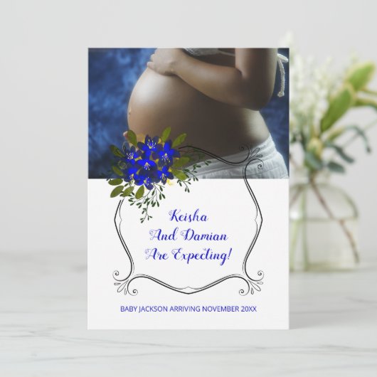 Zwangerschap: lusteloosheid en Paarse bloem Aankondiging (Staand voorkant)