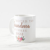 ZWANGERSCHAPSAANKONDIGING AAN OMA AANTAL KINDEREN KOFFIEMOK (Voorkant links)