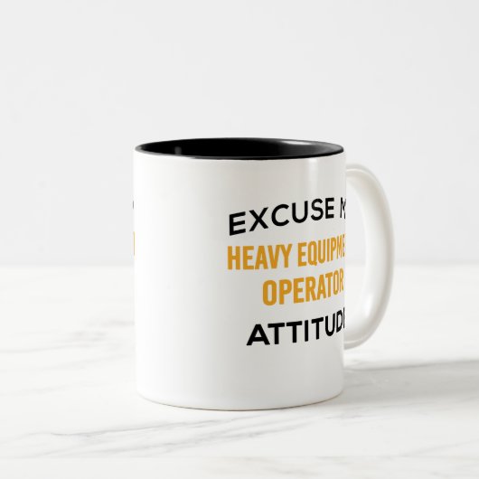 Zware apparatuur operator houding tweekleurige koffiemok (Voorkant rechts)