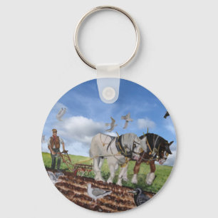 Zware paarden ploegen in maart sleutelhanger