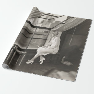 Zware vrouw die uit de raam1940 staart, vrouw, vin cadeaupapier