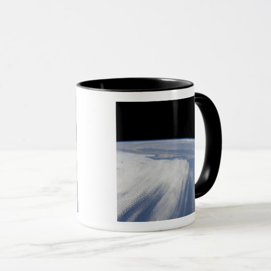 Zware wolkenkap over de Stille Oceaan Mok (Voorkant rechts)