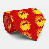 Zware zomerzon stropdas (Opgerold)
