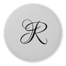 Zwart 3D Calligrafie Initiaal Letter | Pastel grij