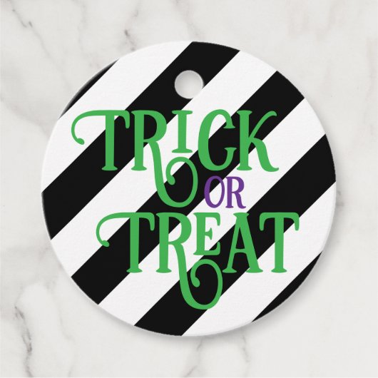 Zwart ang Wit Gestreepte Trick or treat Favoriet T Bedankjes Labels (Voorkant)