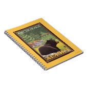 Zwart Beer in de bosbouw - Anchorage, Alaska Notitieboek (Rechterzijde)