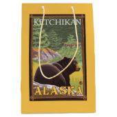 Zwart Beer in de bosbouw - Ketchikan, Alaska Medium Cadeauzakje (Voorkant)