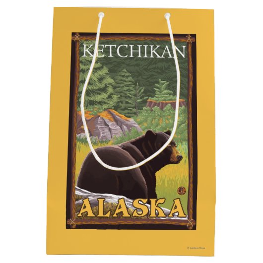 Zwart Beer in de bosbouw - Ketchikan, Alaska Medium Cadeauzakje (Achterkant)