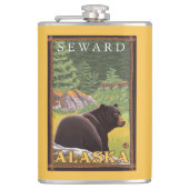 Zwart Beer in de bosbouw - Seward, Alaska Heupfles (Voorkant)