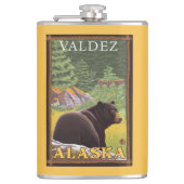 Zwart Beer in de bosbouw - Valdez, Alaska Heupfles (Voorkant)