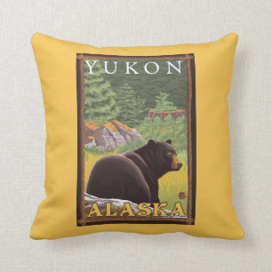 Zwart Beer in de bosbouw - Yukon, Alaska Kussen