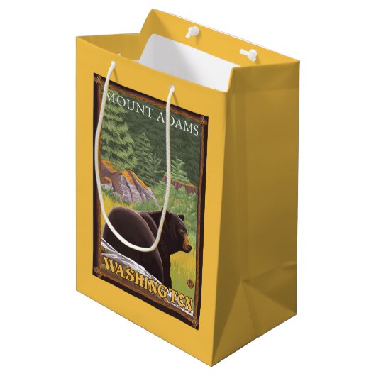 Zwart Beer in het bos - Mount Adams, Washington Medium Cadeauzakje (Voorkant Gekanteld)