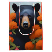 Zwart Beer in Oranje bloemen Medium Cadeauzakje (Achterkant)