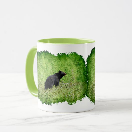 Zwart Beer loopt in graskunst Mok (Voorkant links)