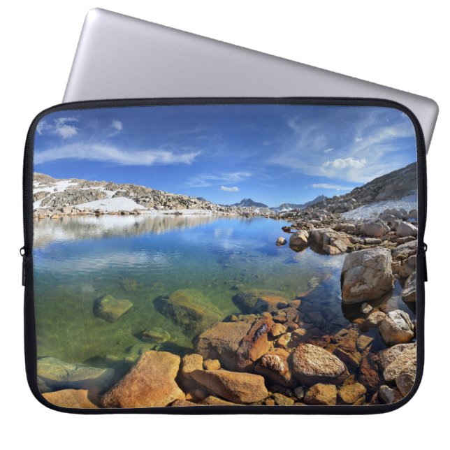 Zwart Beer Tarn - Sierra Laptop Sleeve (Voorkant)
