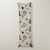 Zwart & beige Hand getrokken Tattoo Patroon Lichaamskussen (Voorkant Verticaal)