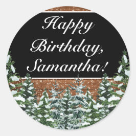 Zwart besneeuwd hout & bosden Gelukkige Verjaardag Ronde Sticker