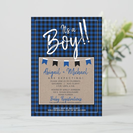 Zwart + Blauw Het is een jongen Buffalo Plaid Baby Kaart (Staand voorkant)