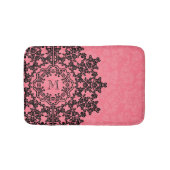 Zwart Bloemen Kant Roze Damasks Monogrammed Badmat (Voorkant)