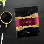 Zwart bordeaux goud agaat marmer naam planner<br><div class="desc">Zwart bogundy en faux goud,  geagate,  marmer steen print als achtergrond. Personaliseer en voeg jouw naam en een jaar toe. De naam wordt geschreven met een modern handgeschreven stijlmanuscript met letters.</div>