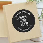 Zwart Borstel Lettered Custom Wedding Sla de datum Ronde Sticker