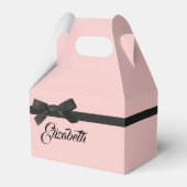Zwart Bow Lint Roos Roze Monogram Bruidsmeisje Bedankdoosjes (Voorkant Zijde)