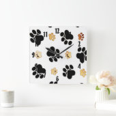 Zwart-bruine hondenpootjes vierkante klok (Huis)