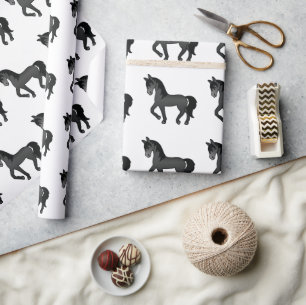 Zwart Cute Cartoon Dravend Paard Patroon Cadeaupapier