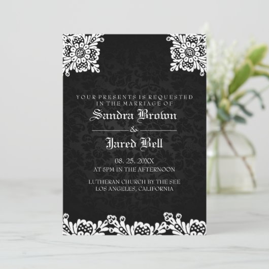 Zwart Damast Wit Kant Bruiloft Kaart (Staand voorkant)