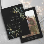 Zwart Delicate Wildflower Boho trouwfoto Save The Date<br><div class="desc">Deze elegante bruiloft bewaart de datumkaart met handgeschilderde waterverf wilde bloemen in botergeel,  salie groen,  stoffig groen en lichtblauw met een foto en meer informatie op de achterkant. Voor meer geavanceerde aanpassing van dit ontwerp,  klikt u op de BLUE DESIGN TOOL BUTTON hierboven! Overeenkomende objecten zijn ook beschikbaar.</div>
