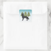 Zwart Duits Herder Hond Blauw Groen Winterbos Vierkante Sticker (Tas)