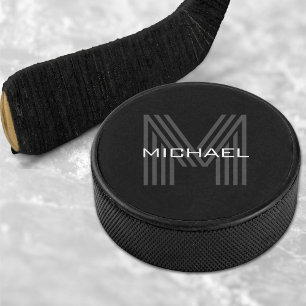 Zwart Eenvoudig Modern Minimalistisch Monogram Ini Hockey Puck