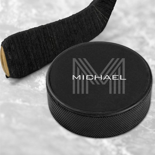 Zwart Eenvoudig Modern Minimalistisch Monogram Ini Hockey Puck