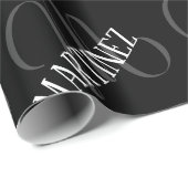 Zwart Elegant gepersonaliseerde achternaam | Naam Cadeaupapier (Rol Hoek)