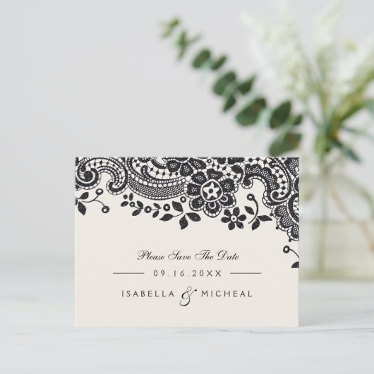 Zwart elegant  kanten bruiloft bewaar de datum aankondigingskaart (Staand voorkant)