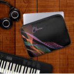 Zwart elegant kleurrijk golvend laptop sleeve<br><div class="desc">Zwarte elegante kleurrijke golvende laptophoes. Perfect voor cadeau.</div>