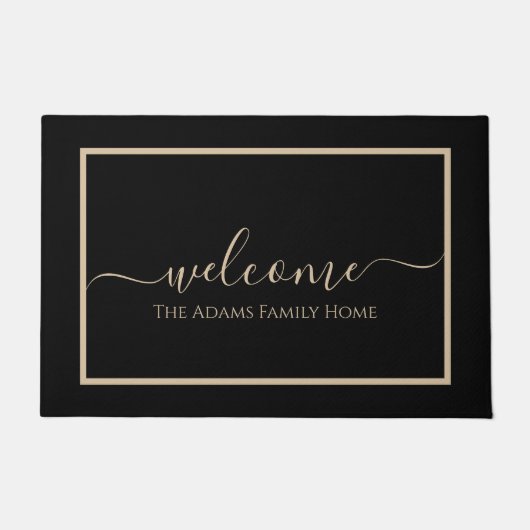 Zwart Elegant Script Familienaam Welkom Deurmat (Voorkant)