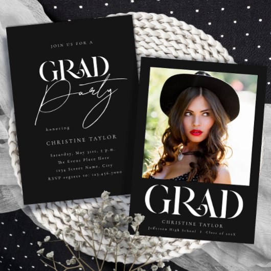 Zwart Elegant Typografie Foto Graduation Party Kaart