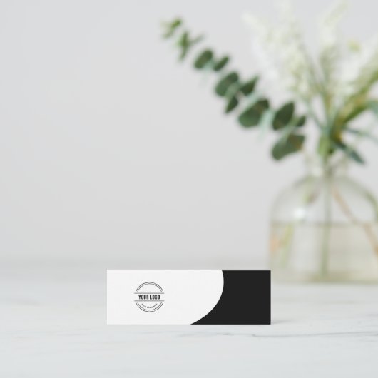 Zwart, elegant, vierkant, professioneel mini visitekaartje (Staand voorkant)