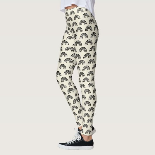 Zwart en beige leggings (Links)