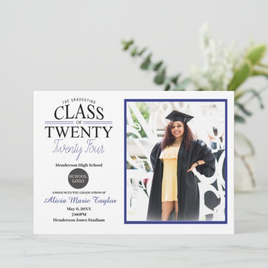 Zwart en Blauw Afstuderen Uitnodiging met Foto (Staand voorkant)