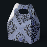 Zwart en Blauw  Grunge Bloemen Damast Bedankdoosjes<br><div class="desc">damast gunst box met accenten van zwart en blauw.</div>