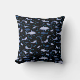 Zwart en blauw herhalend motief | Haaienpatroon Kussen
