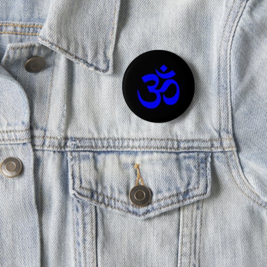 Zwart en Blauw Om-symbool Ronde Button 5,7 Cm (In situ)