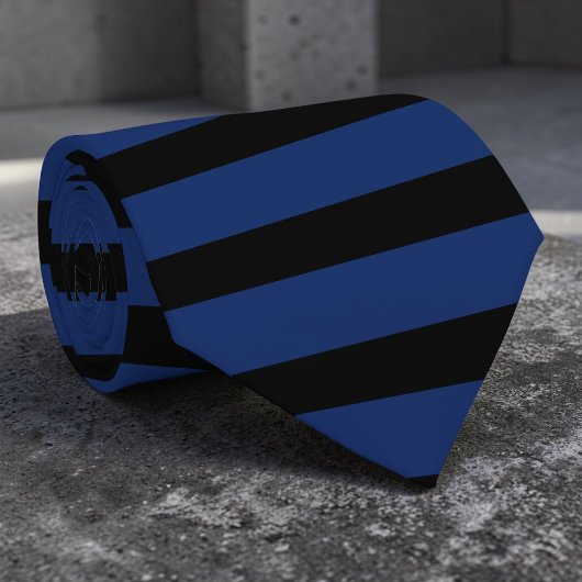 Zwart en blauwe strepenpatroon stropdas