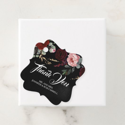 Zwart en Bourgogne Rood Bloemen Moderne Bruiloft Bedankjes Labels (In situ)