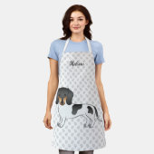 Zwart En Bruin Bont Kort Haar Dachshond & Tekst Schort (Gedragen)